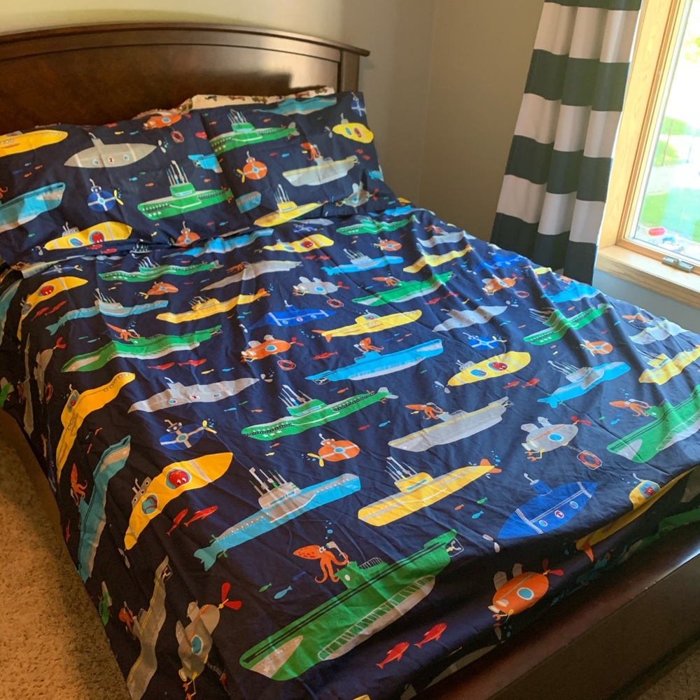 Submarine Duvet and 2 pillow shams